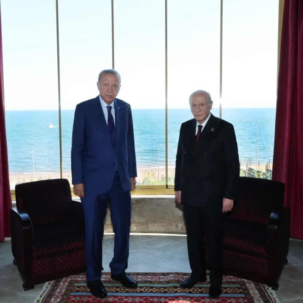 Ahlat'ta Cumhur Zirvesi! Başkan Erdoğan ve Bahçeli ile Devlet Bey Konağı'nda görüştü