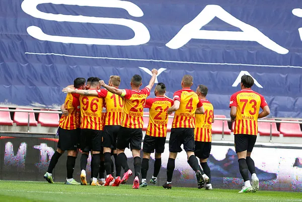 Son dakika: Kayserispor Denizlispor’u 6-3 yendi!