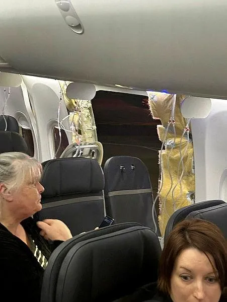 16 bin feet’te uçağın kapısı kopmuştu! Boeing, 737 MAX 9’daki hatayı kabul etti