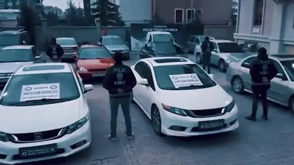 Klasik otomobillerde “change” oyunu! 61 araç ele geçirildi