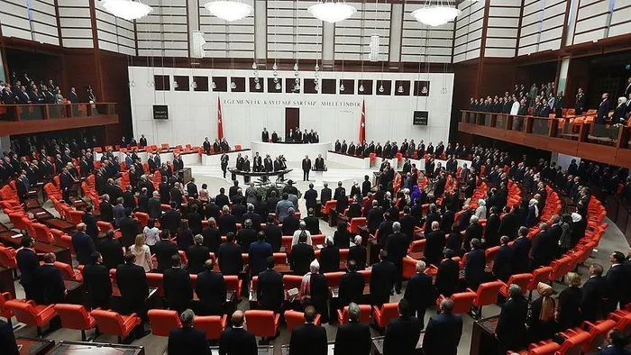 1714900755471.jpeg Meclis'te yoğun mesai! Tüm gözler fahiş fiyatla mücadele kanun teklifinde - 3