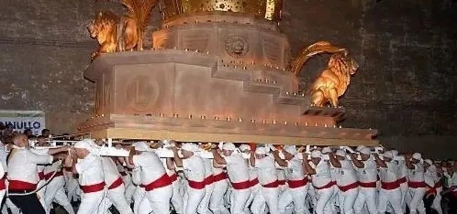 İtalya'daki asırlık Macchina di Santa Rosa festivaline "Barış Boyun" engeli!