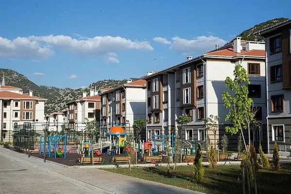 1683568817691.jpg Depremin vurduğu 11 ilde devlet yaraları sarıyor! Tüm imkanlarla vatandaşa destek! Depremzedelere 650 bin konut - 2
