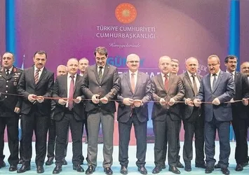 Kariyer fuarının yıldızı Turkuvaz