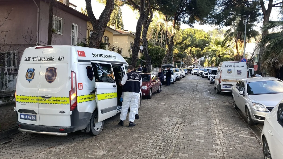 Kan donduran manzara! Yaşlı çift kanlar içinde bulundu