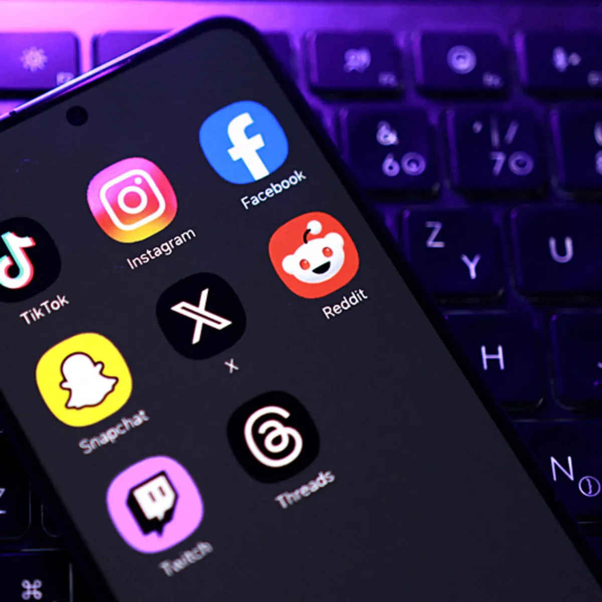 Threads Türkiye'de yeniden faaliyette: Veri kontrolü artık kullanıcıda