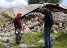 Bingöl depreminde evi yıkıldı! Taş yığınlarının altında yaşam mücadelesi verdiler...