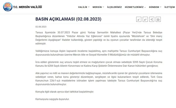 son-dakika-mersinde-tiyatro-oyununda-mustehcenlik-ve-dini-inanc-degerlerini-asagilama-iddiasina-suc-duyurusu-1690980783225.jpg Mersin’de CHP zihniyetinden İslami değerleri hedef alan tiyatro gösterisi! Tarsus Belediyesi’nin skandalına suç duyurusu - 6