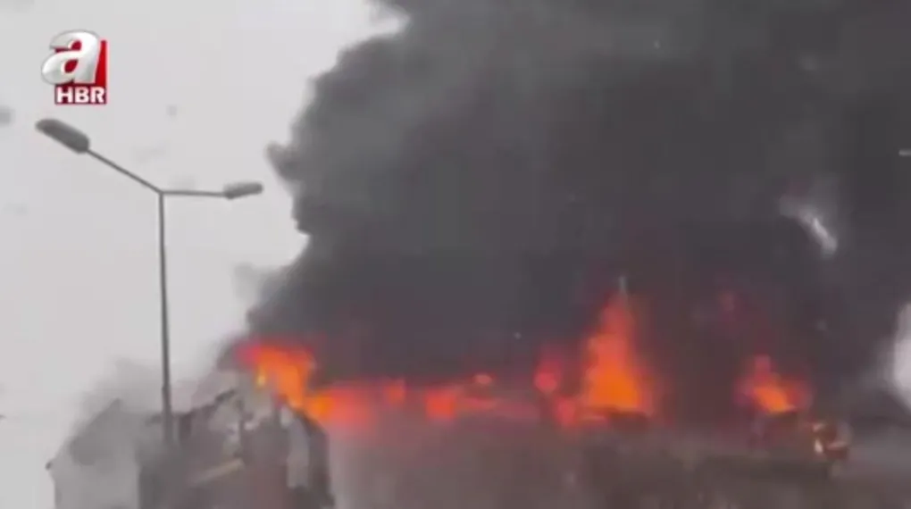 Tuzla'da korkutan fabrika yangını!