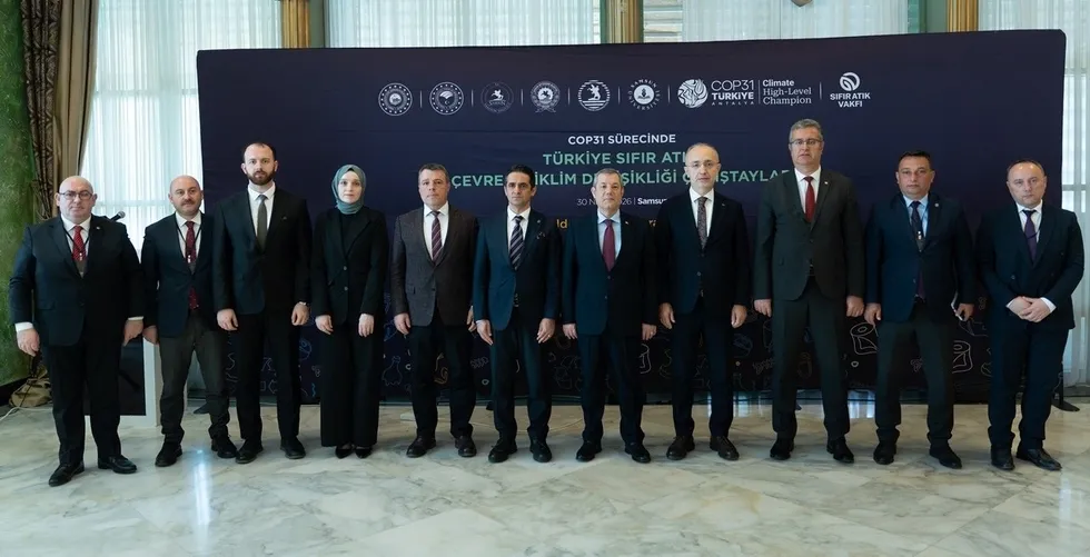 samsun-sifir-atik-calistayinda-cevresel-donusum-icin-uygulanabilir-cozumler-masaya-yatirildi-1777551665504.jpeg Samsun Sıfır Atık Çalıştayı’nda çevresel dönüşüm için uygulanabilir çözümler masaya yatırıldı - 1