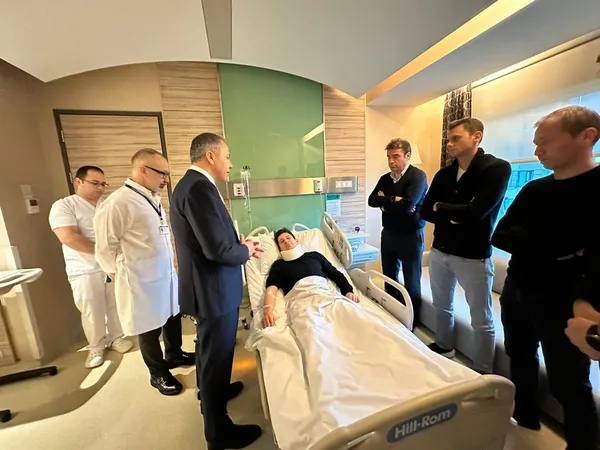 1702373356694.jpg Başkan Erdoğan'dan Halil Umut Meler'e geçmiş olsun telefonu: Bakanlarıma talimat verdim gereken yapılacak - 1