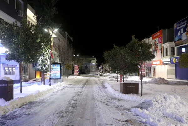 meteorolojiden-son-dakika-hava-durumu-aciklamasi-istanbul-ve-bircok-il-icin-yogun-kar-uyarisi-15-subat-2020-hava-durumu-1613361659981.jpg Meteoroloji'den son dakika hava durumu açıklaması! İstanbul ve birçok il için yoğun kar uyarısı | 15 Şubat 2020 hava durumu - 10
