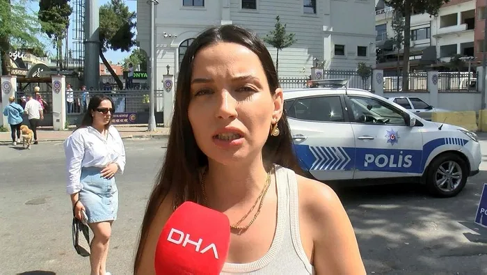 istanbulda-kopege-istismar-iddiasi-ortalik-karisti-o-anlar-kamerada-1717674805877.jpeg İstanbul'da köpeğe istismar iddiası! Ortalık karıştı! O anlar kamerada... - 3