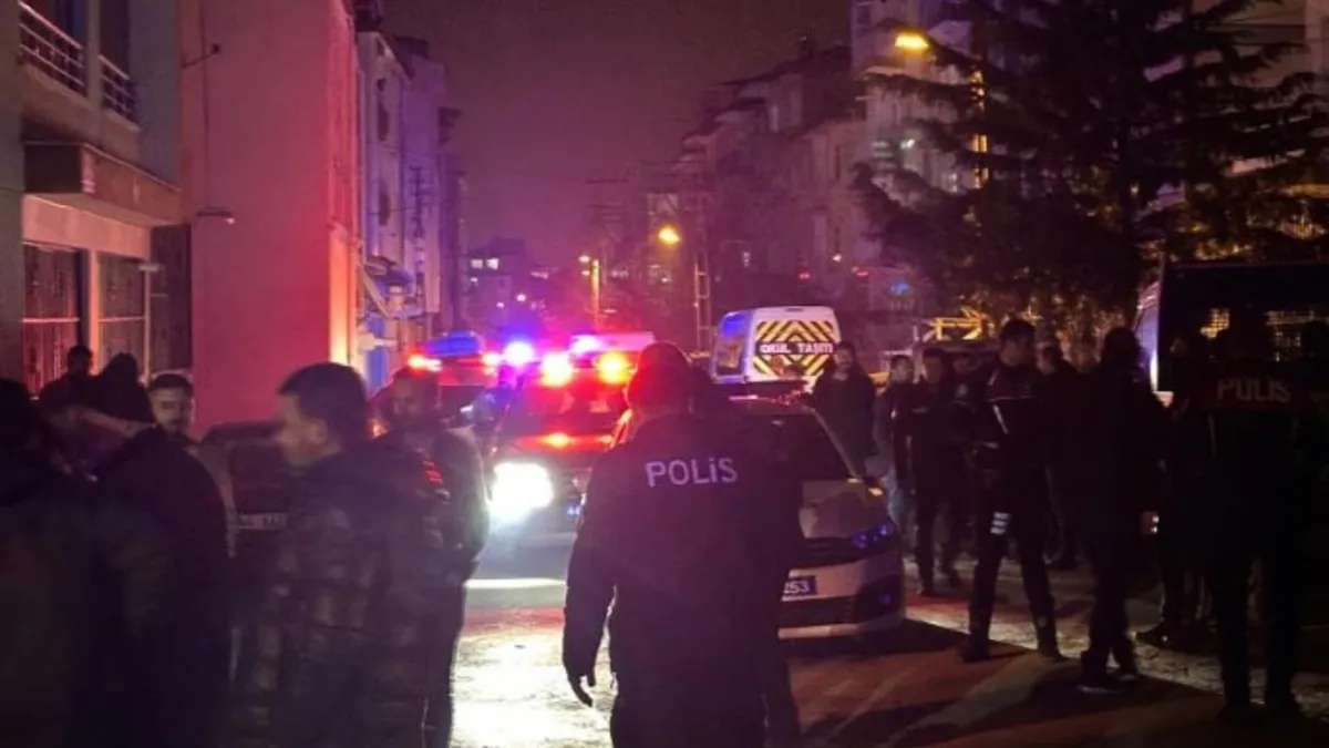 Malatya'da silahlı kavga! Esnaf ile müşteri tartışmasında kan aktı: Yaralılar var