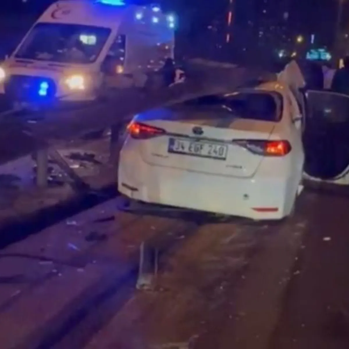 Ataşehir'de makas kazası!