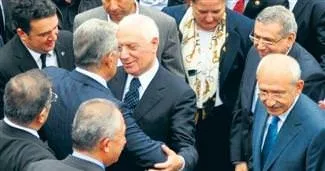 Cenazede espri ’Deniz’i!