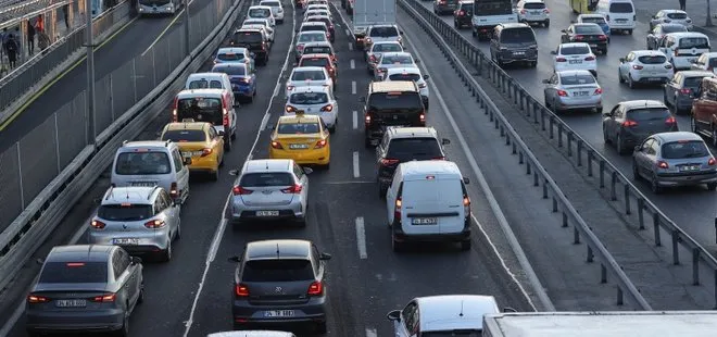 Son dakika: İstanbul’da sabah trafiği yüzde 62 seviyesine çıktı