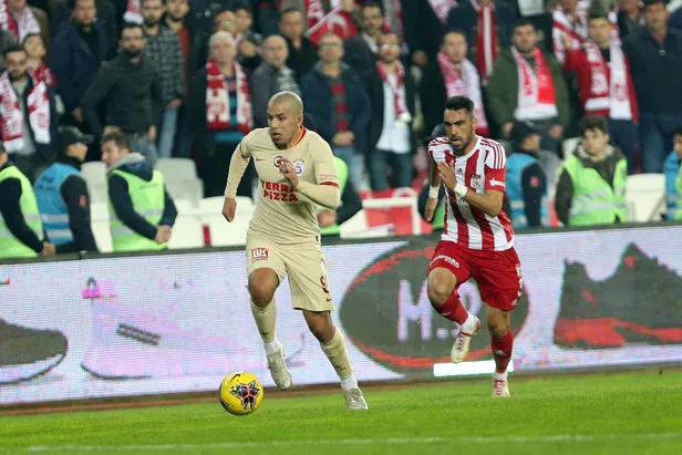 sivasspor-galatasaray-muhtemel-11ler-sivasspor-gs-maci-ne-zaman-saat-kacta-hangi-kanalda-1672318682880.jpg Sivasspor Galatasaray İLK 11'LER | Sivasspor-GS maçı ne zaman, saat kaçta, hangi kanalda? - 1