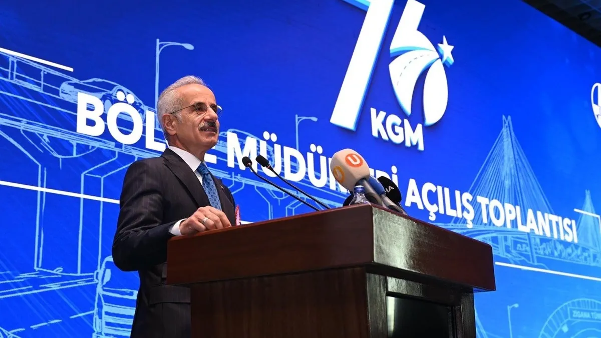 Bakan Uraloğlu: Bölünmüş yolda hedef 38 bin kilometre