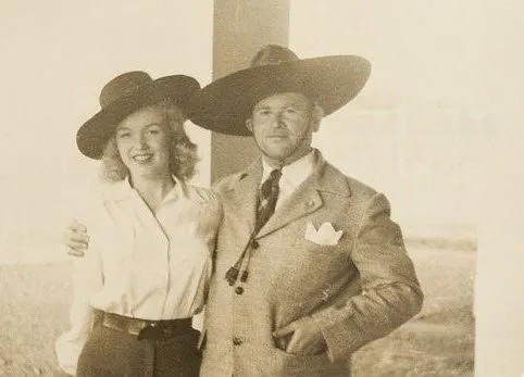 Marilyn Monroe hakkında gerçekler ortaya çıktı: Çıplak cesedinin...