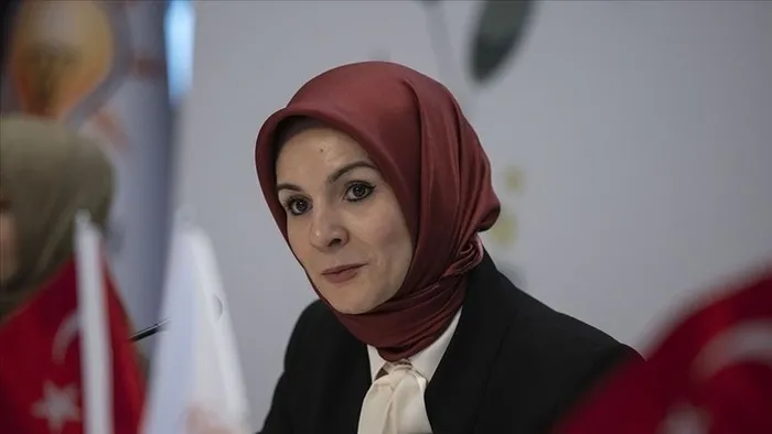 Evlenecek gençlere faizsiz kredi desteği! Bakan Göktaş duyurdu: O tarihte hesaplarda...