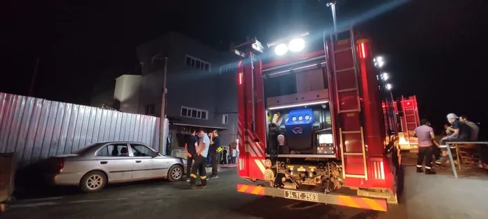Son dakika: İstanbul Hadımköy'de korkutan yangın! - 2