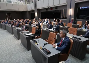 KKTC'de Cumhuriyet Meclisi'nin yeni binasında ilk toplantı