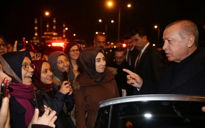 Başkan Erdoğan öğrencilerle sohbet etti
