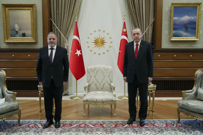 Son dakika: Başkan Erdoğan'a güven mektubu sundular - 2