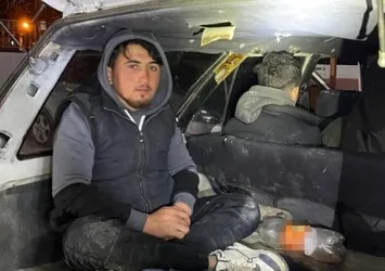 Hatay'da 21 kaçak göçmen yakalandı: 5 tutuklama