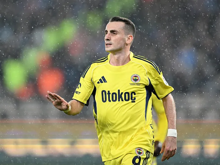 kerem-akturkoglundan-sampiyonluk-mesaji-sonunda-gulen-taraf-olacagiz-1771107339024.jpg Kerem Aktürkoğlu’ndan şampiyonluk mesajı: “Sonunda gülen taraf olacağız” - 1