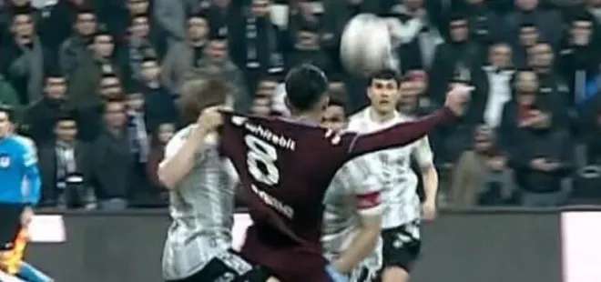Trabzonspor’dan penaltı tepkisi! Beşiktaş - Trabzonspor maçına damga vuran pozisyon