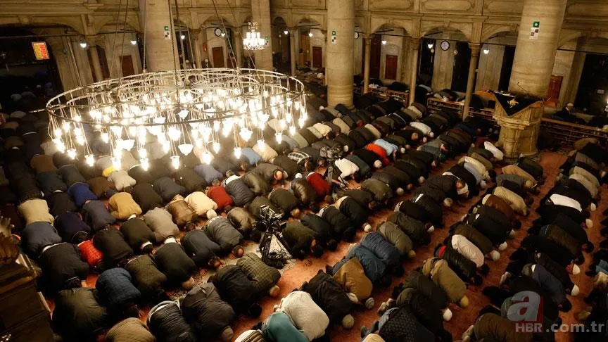 Diyanet son dakika: 30 Nisan Cuma namazı var mı? Tam kapanmada camilerde Cuma namazı kılınacak mı, yasak mı? 7