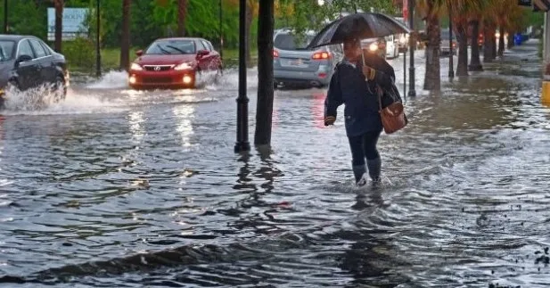 istanbullular-dikkat-meteoroloji-ve-akom-uyardi-balkanlardan-saganak-geliyor-1726341877866.jpg İstanbullular dikkat! Meteoroloji ve AKOM uyardı: Balkanlardan sağanak geliyor - 1