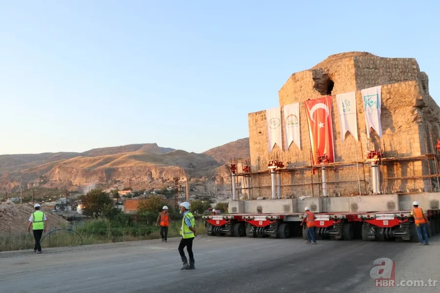 Tarihi Artuklu Hamamı yeni yerine doğru yola çıktı 6