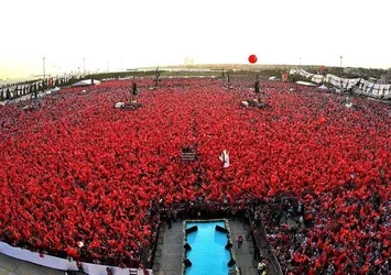 Yenikapı 'Demokrasi ve Şehitler Mitingi' için hazırlanıyor