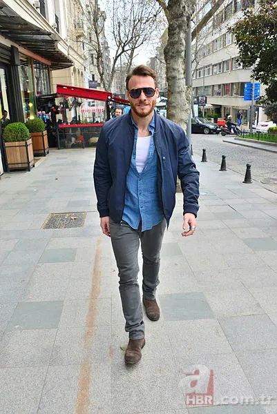 Kerem Bursin kimdir, kaç yaşında, nereli? O Ses Türkiye 2021 yılbaşı konuğu Kerem Bursin hangi dizilerde oynadı? 9