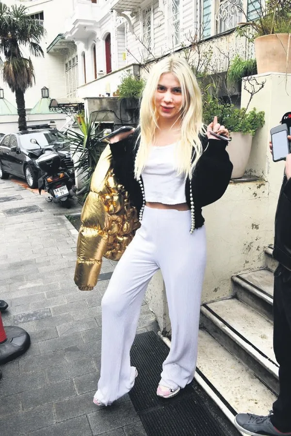 Aleyna Tilki gündem olmak için ne yapacağını şaşırdı! Jared Letto açıklaması güldürdü