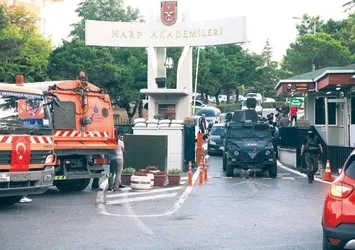 Darbenin merkez üssü Gülen kütüphanesi gibi