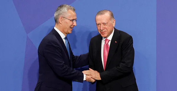 Başkan Erdoğan NATO Zirvesi'nde! İsveç ve Finlandiya'ya üyelik daveti | Stoltenberg'den Türkiye'ye teşekkür - 3
