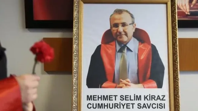 Şehit Mehmet Selim Kiraz’ı rahmetle anıyoruz