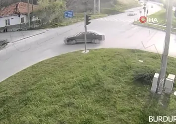 Burdur’da kazalar kameralara yansıdı