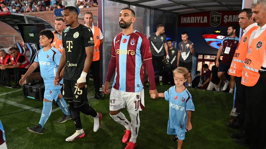 Trabzonspor’dan küçük hayrana unutulmaz sürpriz! Salah ve Isaac yeniden bir arada