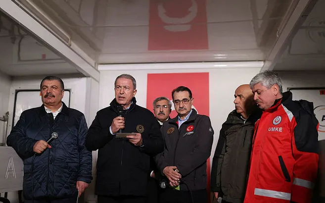 Bakan Hulusi Akar’dan deprem açıklaması: Hatay’da ihtiyacı karşılamak üzere seyyar sahra hastanesi kurulacak