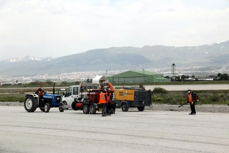 Erzurum’da 8 yıldır apronda bekleyen uçak için sona gelindi