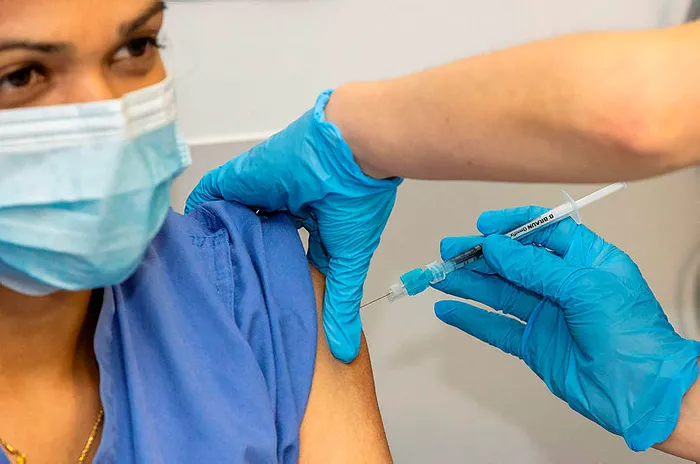 Endonezya'dan Pfizer/BioNTech aşılarıyla ilgili yeni karar: Milyonlarca doz aşı... - 3