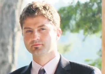 Kıtalar bal gibi derine damlıyor