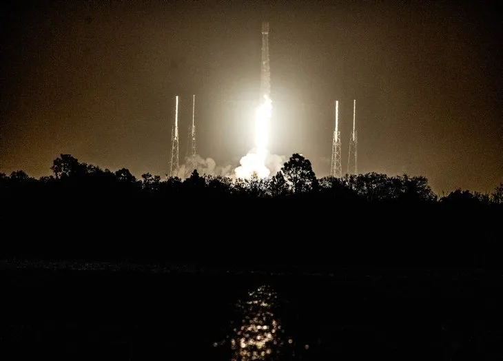 SpaceX uzaya 4 ton kargo gönderdi!