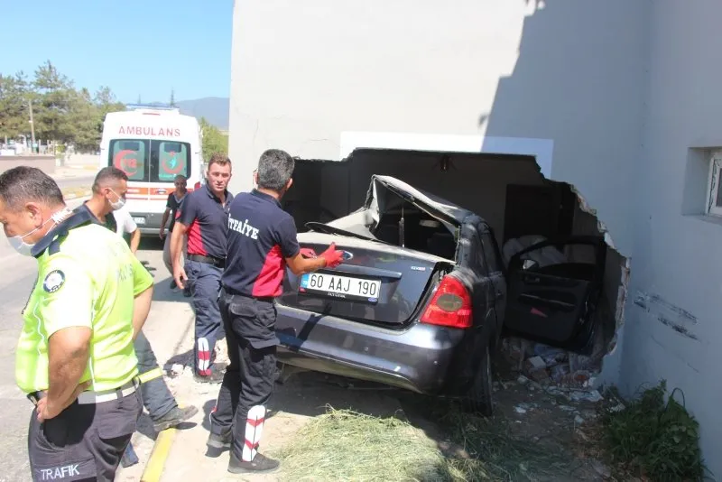 Tokat Erbaa Da Akilalmaz Kaza Evin Yatak Odasina Girdi