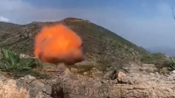 Pençe-Kilit ile mağaralar teröristlerin başlarına yıkıldı